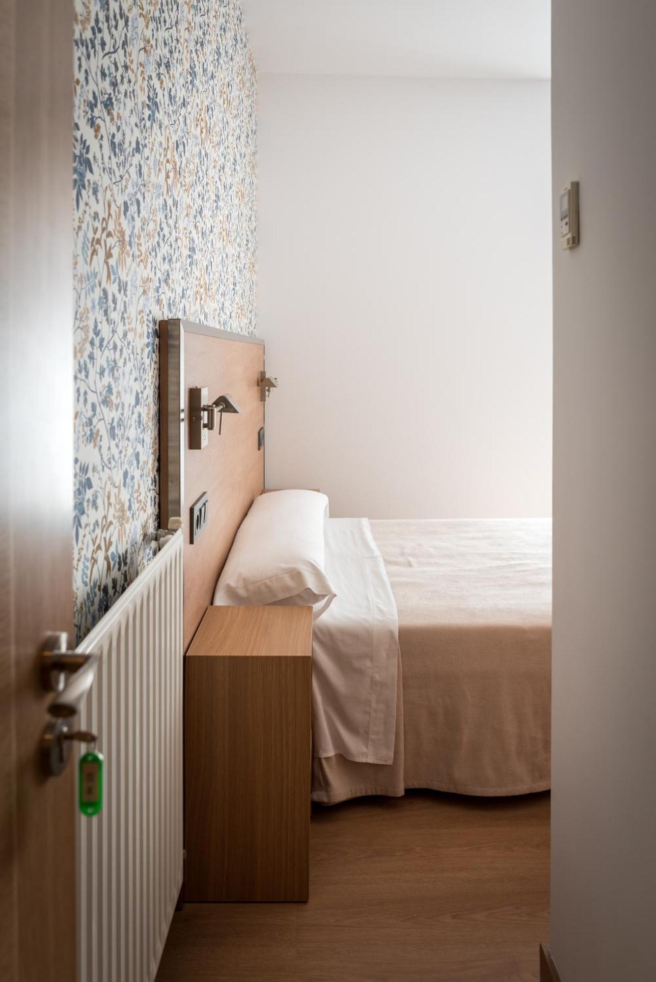 Double Room,1698942287:JPEG