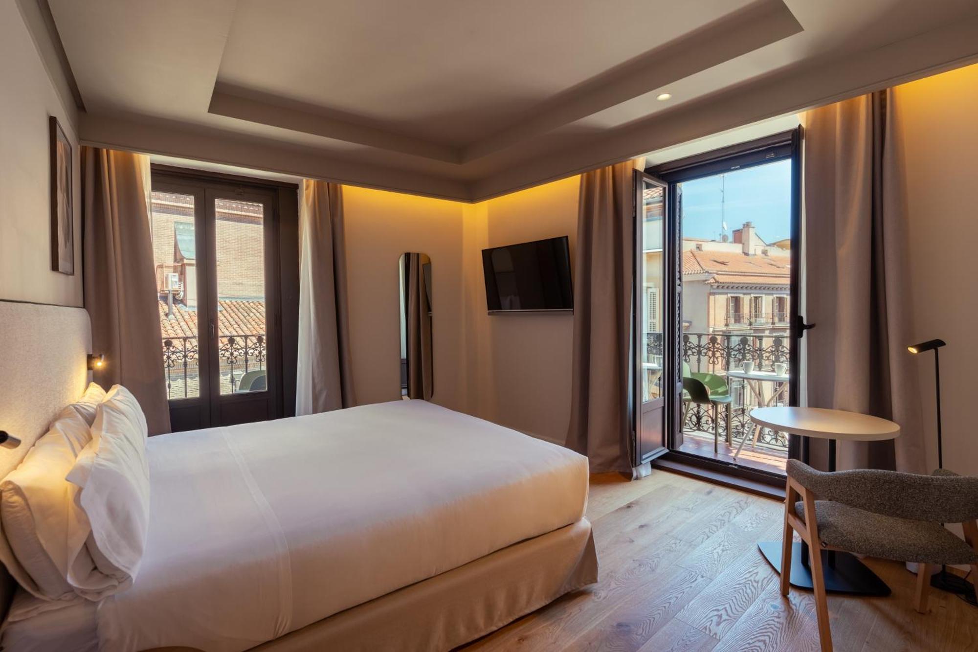 Double Room View,1765800288:JPEG