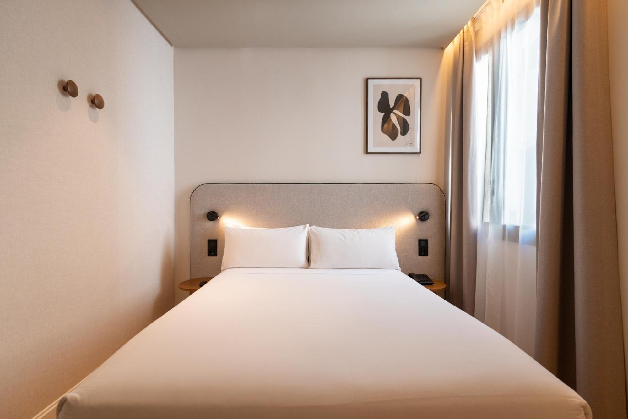 Small Double Room,1765800245:JPEG