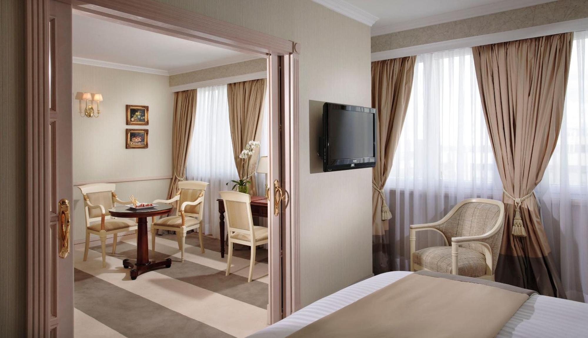 The Level Junior Suite,1771495862:JPEG